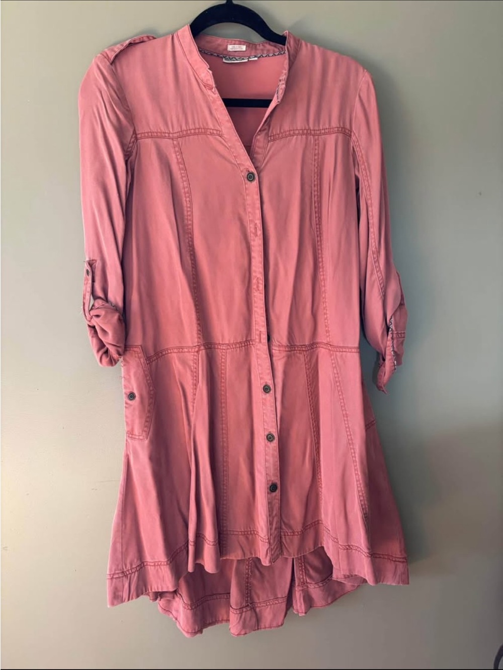 HOLDING HORSES Pink Button-Front Tunic Dress